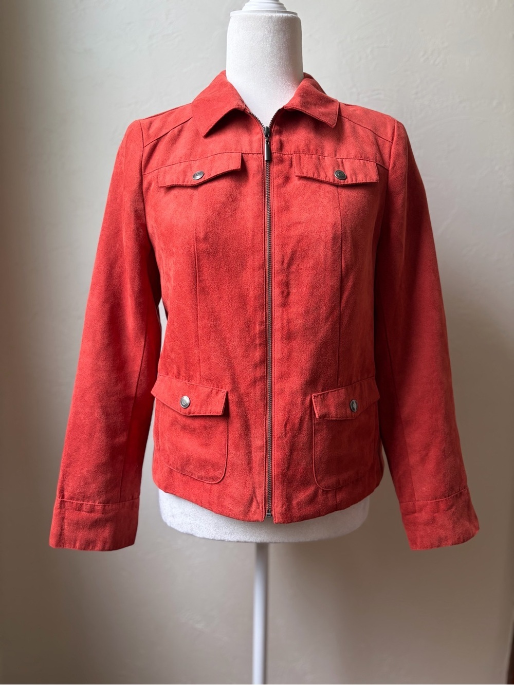 Studio Works Coral Red Faux Suede Zip Front Utility Jacket Petite 4P - Picture 3 of 10